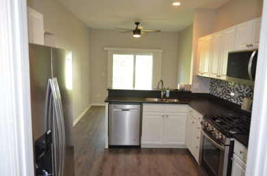 Ranch townhome with bright exposure and many newer upgrades on The Links at Carillon in Illinois - for sale on GolfHomes.com, golf home, golf lot