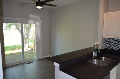 Ranch townhome with bright exposure and many newer upgrades on The Links at Carillon in Illinois - for sale on GolfHomes.com, golf home, golf lot