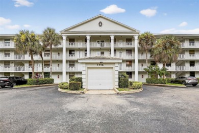 Beautifull 2-bed, 2-bath condo with 1,385 SF of spacious living on Pine Island Ridge Country Club in Florida - for sale on GolfHomes.com, golf home, golf lot