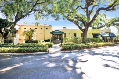 Beautifull 2-bed, 2-bath condo with 1,385 SF of spacious living on Pine Island Ridge Country Club in Florida - for sale on GolfHomes.com, golf home, golf lot