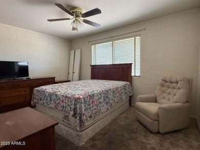 Charming 2 bedroom, 1.75 bath home with 1,514 sq ft in Sun on Sun City South Golf Course in Arizona - for sale on GolfHomes.com, golf home, golf lot