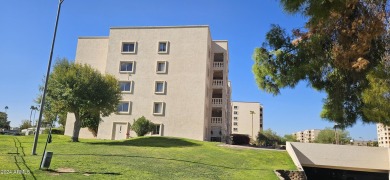 MUST SEE THIS TOP FLOOR PENTHOUSE  CORNER UNIT  THAT HAS 3 on Scottsdale Shadows in Arizona - for sale on GolfHomes.com, golf home, golf lot