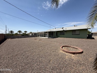 Charming 2 bedroom, 1.75 bath home with 1,514 sq ft in Sun on Sun City South Golf Course in Arizona - for sale on GolfHomes.com, golf home, golf lot