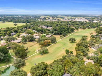 Well-maintained home located in the gated golf course community on De Cordova Bend Country Club in Texas - for sale on GolfHomes.com, golf home, golf lot
