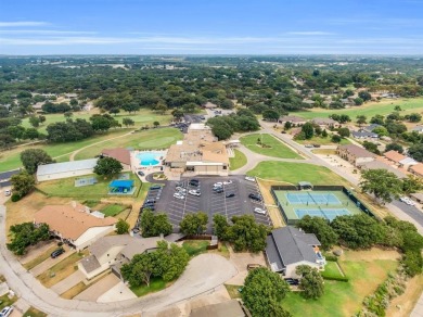 Well-maintained home located in the gated golf course community on De Cordova Bend Country Club in Texas - for sale on GolfHomes.com, golf home, golf lot