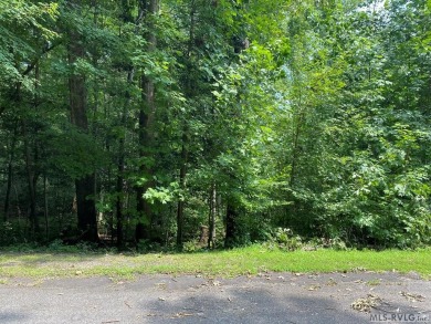 Unimproved land available in Tanglewood shores! Great location on Tanglewood Shores Golf and Country Club in Virginia - for sale on GolfHomes.com, golf home, golf lot