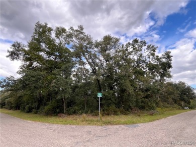 Here is a nice corner lot to build your dream home on.  This on Citrus Springs Country Club in Florida - for sale on GolfHomes.com, golf home, golf lot