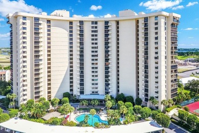 Enjoy the magnificent views of this 15th floor spacious 3 on  in Florida - for sale on GolfHomes.com, golf home, golf lot