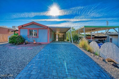 Charming 2-bedroom home featuring a split floor plan and an on The Refuge Golf and Country Club in Arizona - for sale on GolfHomes.com, golf home, golf lot