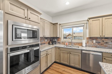 This 3,260 sq ft 4-bedroom, 2.5-bathroom home with a bonus room on McCall Municipal Golf Course in Idaho - for sale on GolfHomes.com, golf home, golf lot