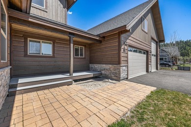 This 3,260 sq ft 4-bedroom, 2.5-bathroom home with a bonus room on McCall Municipal Golf Course in Idaho - for sale on GolfHomes.com, golf home, golf lot