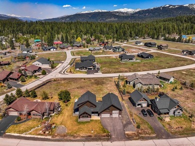 This 3,260 sq ft 4-bedroom, 2.5-bathroom home with a bonus room on McCall Municipal Golf Course in Idaho - for sale on GolfHomes.com, golf home, golf lot