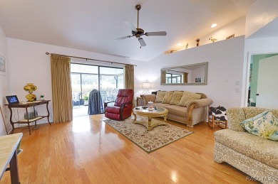 Welcome to this lovely, bright and updated 3 bedroom 2 bath 2 on Citrus Hills Golf Club in Florida - for sale on GolfHomes.com, golf home, golf lot