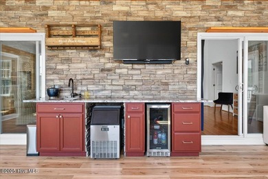 Seasonal Buyer Incentive: Close before year-end & receive a $10 on Brick Landing Plantation Yacht and Golf Club in North Carolina - for sale on GolfHomes.com, golf home, golf lot