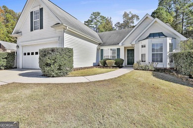 Welcome to this adorable and inviting 3-bedroom, 2-bath on Summergrove Golf Club in Georgia - for sale on GolfHomes.com, golf home, golf lot