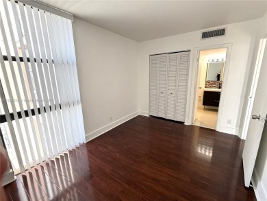 Don't miss the opportunity to live in the Heart of Aventura!!! on Turnberry Isle Resort and Club in Florida - for sale on GolfHomes.com, golf home, golf lot