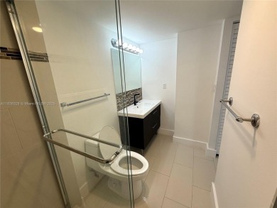 Don't miss the opportunity to live in the Heart of Aventura!!! on Turnberry Isle Resort and Club in Florida - for sale on GolfHomes.com, golf home, golf lot
