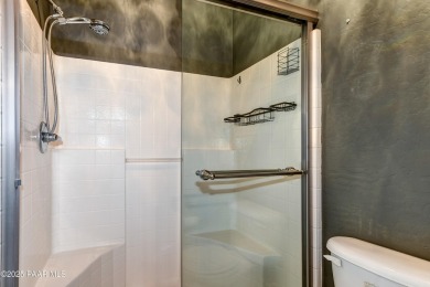 Gorgeous modern townhouse in Prescott Country Club. Move in on Prescott Golf and Country Club in Arizona - for sale on GolfHomes.com, golf home, golf lot