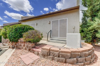 Gorgeous modern townhouse in Prescott Country Club. Move in on Prescott Golf and Country Club in Arizona - for sale on GolfHomes.com, golf home, golf lot