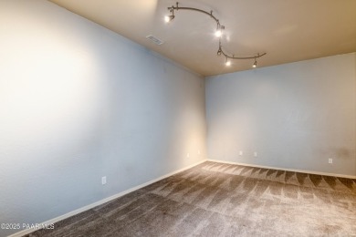 Gorgeous modern townhouse in Prescott Country Club. Move in on Prescott Golf and Country Club in Arizona - for sale on GolfHomes.com, golf home, golf lot