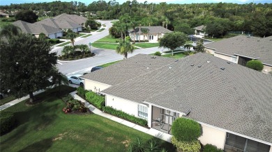 A 2/3 bedroom, 2 bath villa with wonderful lake views and a on Sabal Trace Golf and Country Club in Florida - for sale on GolfHomes.com, golf home, golf lot