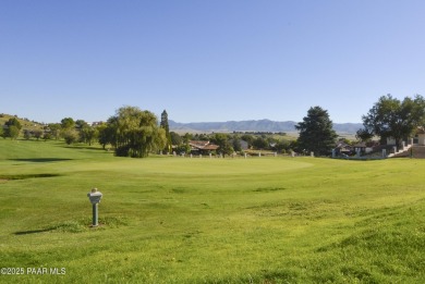 Gorgeous modern townhouse in Prescott Country Club. Move in on Prescott Golf and Country Club in Arizona - for sale on GolfHomes.com, golf home, golf lot
