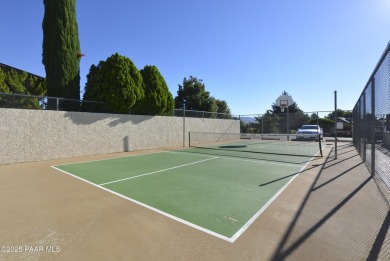 Gorgeous modern townhouse in Prescott Country Club. Move in on Prescott Golf and Country Club in Arizona - for sale on GolfHomes.com, golf home, golf lot