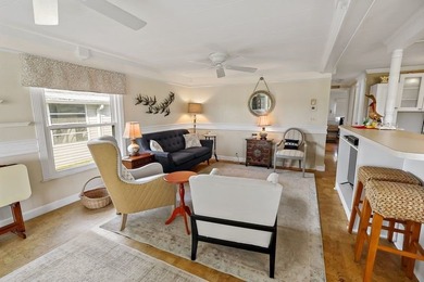 2bed/2bath home with a lovely golf course view in Barefoot Bay! on Barefoot Bay Golf Course in Florida - for sale on GolfHomes.com, golf home, golf lot