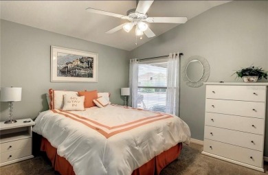 Immaculate 2 bedroom, 2 bath STUCCO BUNGALOW VILLA in Bartow on Pennbrooke Fairways in Florida - for sale on GolfHomes.com, golf home, golf lot