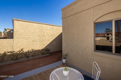 Location, Location, Location! This updated golf course condo on London Bridge Golf Course in Arizona - for sale on GolfHomes.com, golf home, golf lot