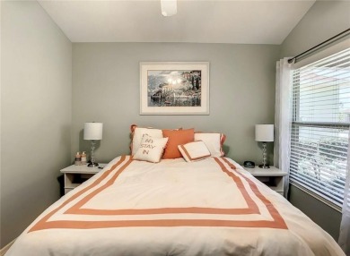 Immaculate 2 bedroom, 2 bath STUCCO BUNGALOW VILLA in Bartow on Pennbrooke Fairways in Florida - for sale on GolfHomes.com, golf home, golf lot