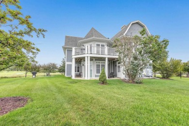 Gorgeous 2 Bed/2 Bath condo with use options galore! Perfect for on Horseshoe Bay Golf Club in Wisconsin - for sale on GolfHomes.com, golf home, golf lot