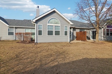 This, move in ready maintenance free ranch home. 2-bedroom on Carillon Lakes 3 Hole Course in Illinois - for sale on GolfHomes.com, golf home, golf lot