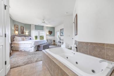 Gorgeous 2 Bed/2 Bath condo with use options galore! Perfect for on Horseshoe Bay Golf Club in Wisconsin - for sale on GolfHomes.com, golf home, golf lot
