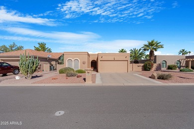 Welcome to this cozy home in Sun Lakes! This beautifully updated on Palo Verde Golf and Country Club in Arizona - for sale on GolfHomes.com, golf home, golf lot