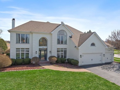 Tucked away on a quiet cul-de-sac in the highly desired Eagle on Eagle Brook Country Club in Illinois - for sale on GolfHomes.com, golf home, golf lot