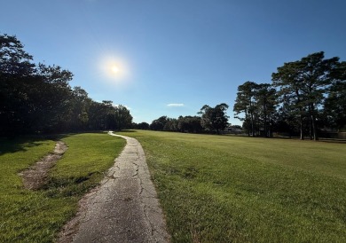 FORE!! Welcome to Millbrook! We have a 3 bed 2 bath nicely on Millbrook Country Club in Mississippi - for sale on GolfHomes.com, golf home, golf lot