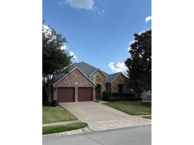 Beautiful Mansfield, Texas home in the desirable Walnut Creek on Walnut Creek Country Club in Texas - for sale on GolfHomes.com, golf home, golf lot