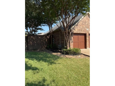 Beautiful Mansfield, Texas home in the desirable Walnut Creek on Walnut Creek Country Club in Texas - for sale on GolfHomes.com, golf home, golf lot