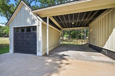 Welcome to this beautifully renovated 3 bedroom, 2 bath home on Lake Kiowa Golf Course in Texas - for sale on GolfHomes.com, golf home, golf lot
