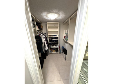 Move-in ready and beautifully maintained 3BR/2.5BA condo in on Palm-Aire Country Club and Resort - The Oaks in Florida - for sale on GolfHomes.com, golf home, golf lot