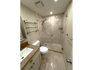 Move-in ready and beautifully maintained 3BR/2.5BA condo in on Palm-Aire Country Club and Resort - The Oaks in Florida - for sale on GolfHomes.com, golf home, golf lot