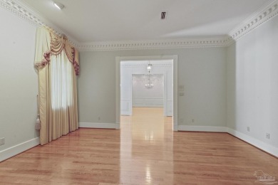 $100,000 PRICE IMPROVEMENT! Welcome to this private estate that on Tanglewood Golf Club in Florida - for sale on GolfHomes.com, golf home, golf lot