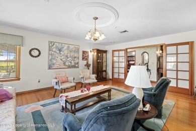 Located in the highly desirable Dogwood Estates golf course on Brooksville Country Club At Majestic Oaks in Florida - for sale on GolfHomes.com, golf home, golf lot