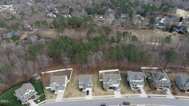 Great opportunity to live in a 4 bedroom 2.5 bath detached home on The Neuse Golf Club in North Carolina - for sale on GolfHomes.com, golf home, golf lot