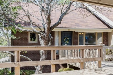 Affordable, end unit townhome! 3 bedrooms, plus a flex room.  2 on Bella Vista Country Club and Golf Course in Arkansas - for sale on GolfHomes.com, golf home, golf lot