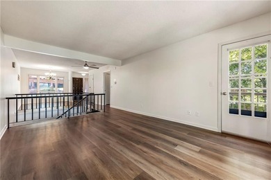 Affordable, end unit townhome! 3 bedrooms, plus a flex room.  2 on Bella Vista Country Club and Golf Course in Arkansas - for sale on GolfHomes.com, golf home, golf lot