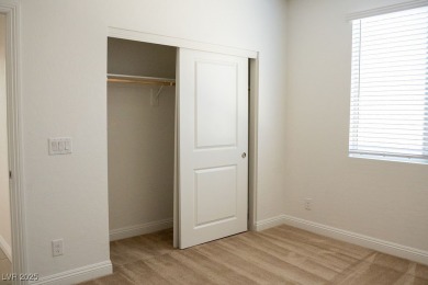 Beautiful single story home in guard-gated Rhodes Ranch golf on Rhodes Ranch Golf Club in Nevada - for sale on GolfHomes.com, golf home, golf lot