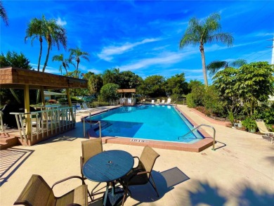 Under contract-accepting backup offers. Wonderful 2 bedroom 2 on Seminole Lake Country Club in Florida - for sale on GolfHomes.com, golf home, golf lot