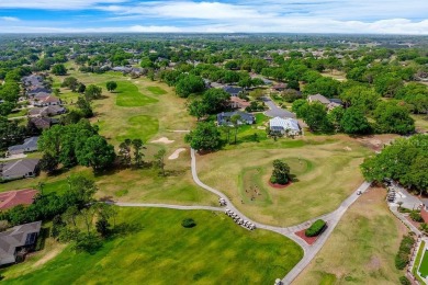 One or more photo(s) has been virtually staged. **This property on Harbor Hills Country Club in Florida - for sale on GolfHomes.com, golf home, golf lot